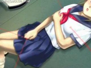 Hentai mīļumiņš uz skola uniforma masturbācija vāvere