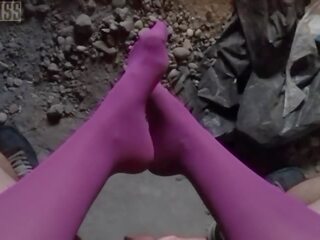 Pov видео на nightmiss нозе в лилаво чорапогащник давайки помия ръчна работа порно видеоклипове