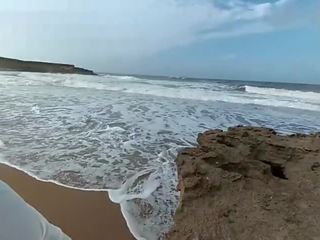 Pankhuri kunaal وجود مرح في شاطئ