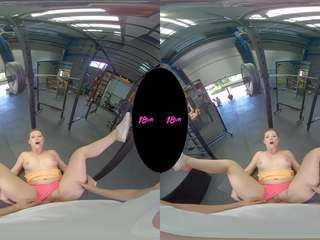 Anal sexsercise session en la gym avec gros seins ado gf zazie skymm