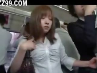 Mosaik-: kåta flicka älskar få körd av tåg passagerare