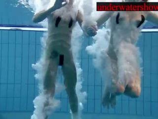 Andrea and Monica underwater girls Porn Videos