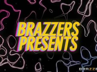 Brazzers - Sexy nerd Cristi Ann needs big cock
