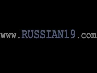 小 ロシア 女の子 で ザ· ショッキング 浴