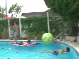 Summerparty endet in orgie with friends, porno 1f