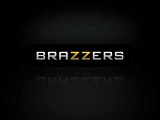 Brazzers - mama mendapat payudara - penyusunan lebih mommies adegan