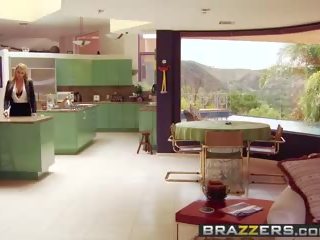 的brazzers - 臟 按摩師 - 布萊克 玫瑰 和 克里斯 招