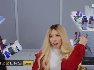 Brazzers - Beautiful Sexy Kenzie Reeves With Amazing Body Fucks Her Pharmacy Markus Dupree