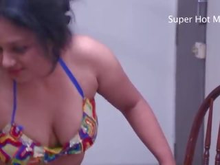 সঙ্গে ঐ কাজের মেয়ে. গরম bhabhi