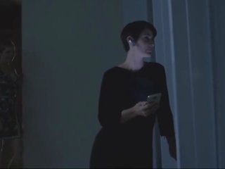 Carrie-anne moss, 수지 abromeit - 제시카 존스 1x01 (2015)