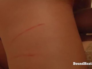 Lesbička paní sténání a orgasmy pod strapon porno videa