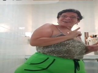 Senelė su didelis šikna: mama šikna hd porno video 54