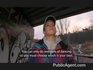 Agjent publik - yana the rrugë balerin fucks