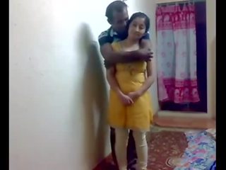 Desi couple sexy vu en maison - hornyslutcams.com