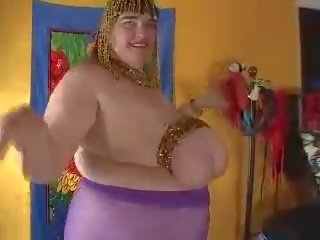 BBW Emma Belly dance