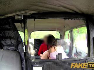 Faketaxi - sladko rjavolaska falls sladkorja očka