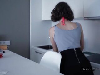 I Worked in Cleaning Room: Perfect Body Amateur Porn feat. Darcy_Dark666