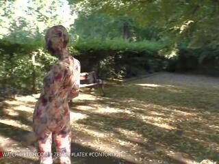 Samira in zentai droçit etmek in the park: mugt hd porno 41