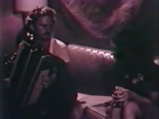 Frisco accordion 音樂 1974年, 免費 音樂 xxx 色情 視頻 b8