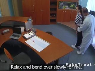 Dhokter fucks bent over patient in recepcionists room