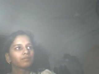इंडियन आमेचर कपल पर जीना कॅम (comment के लिए स्काइप आईडी)