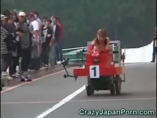 Grappig japans seks race!