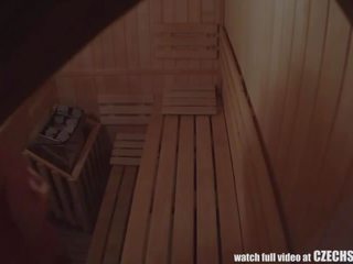 Tchèque sauna came voyeur